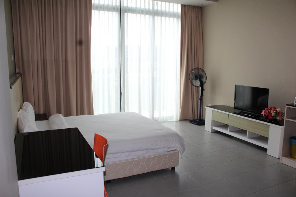Tribeca Suites Кучінг Екстер'єр фото
