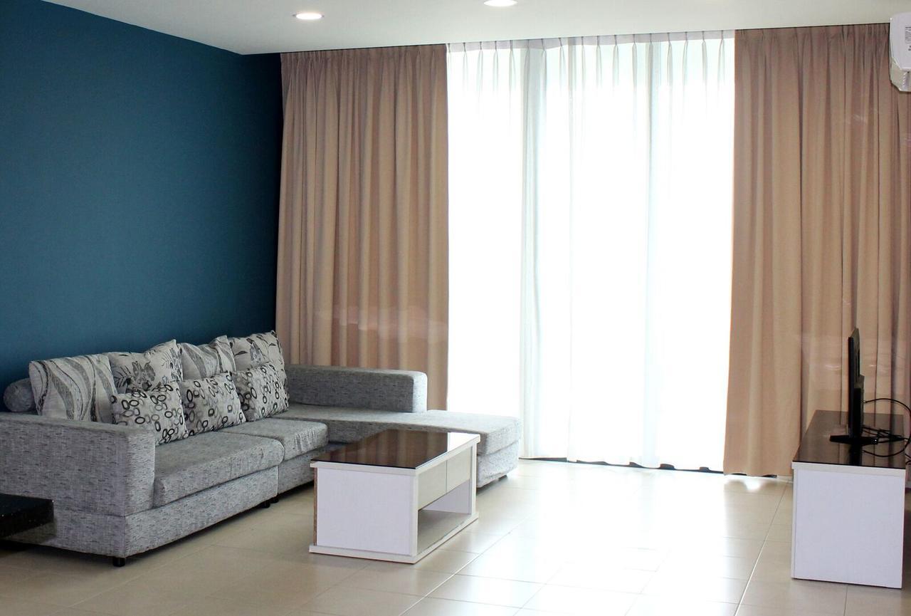 Tribeca Suites Кучінг Екстер'єр фото