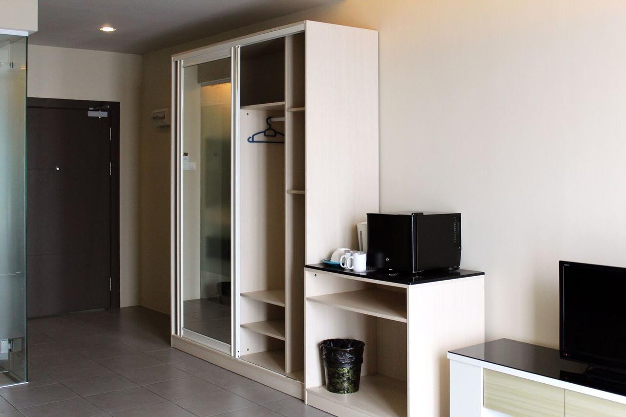 Tribeca Suites Кучінг Екстер'єр фото